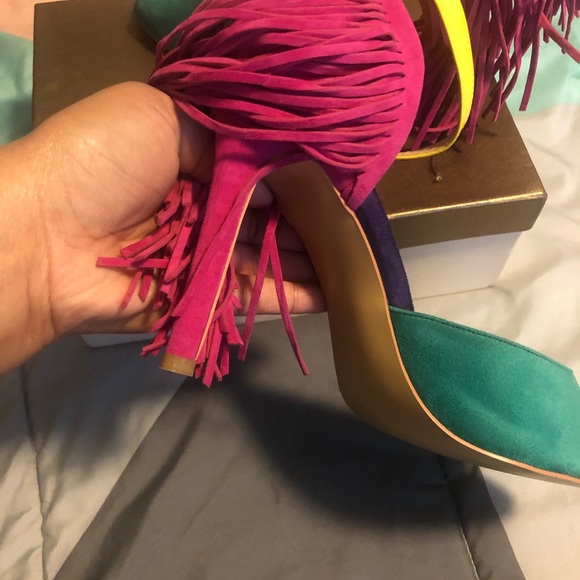 Heel - Picture 4 of 5